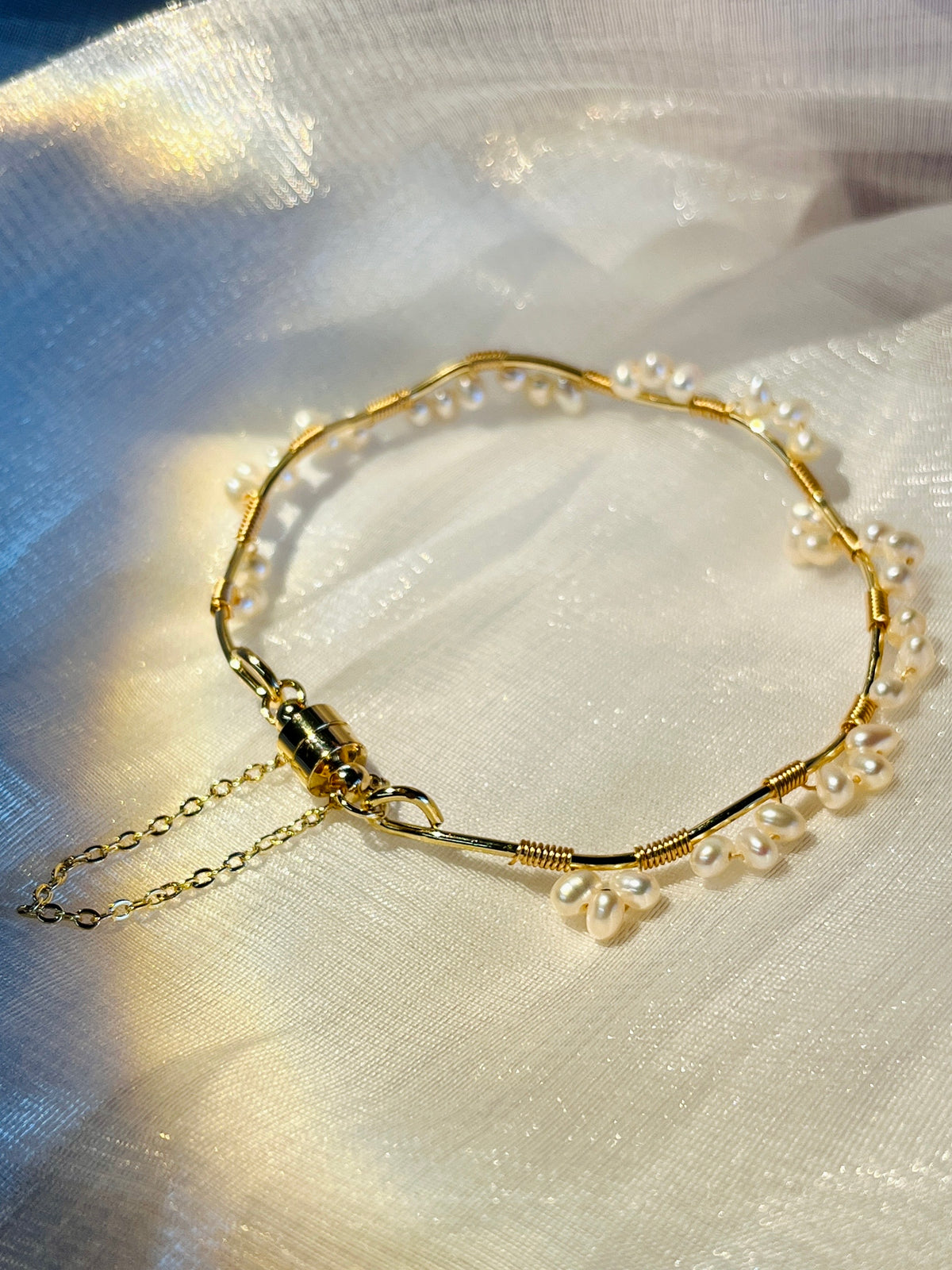 AK PEARL BANGLE