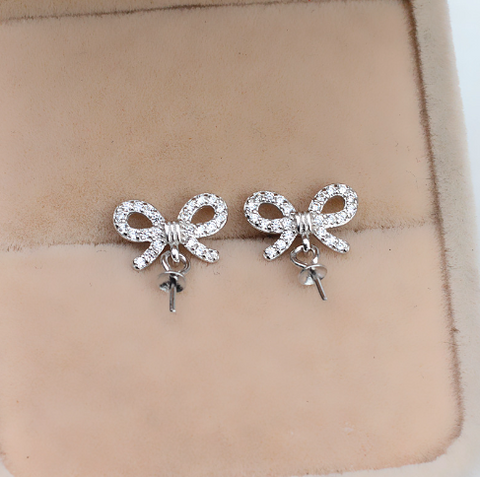 Bowtie Earring